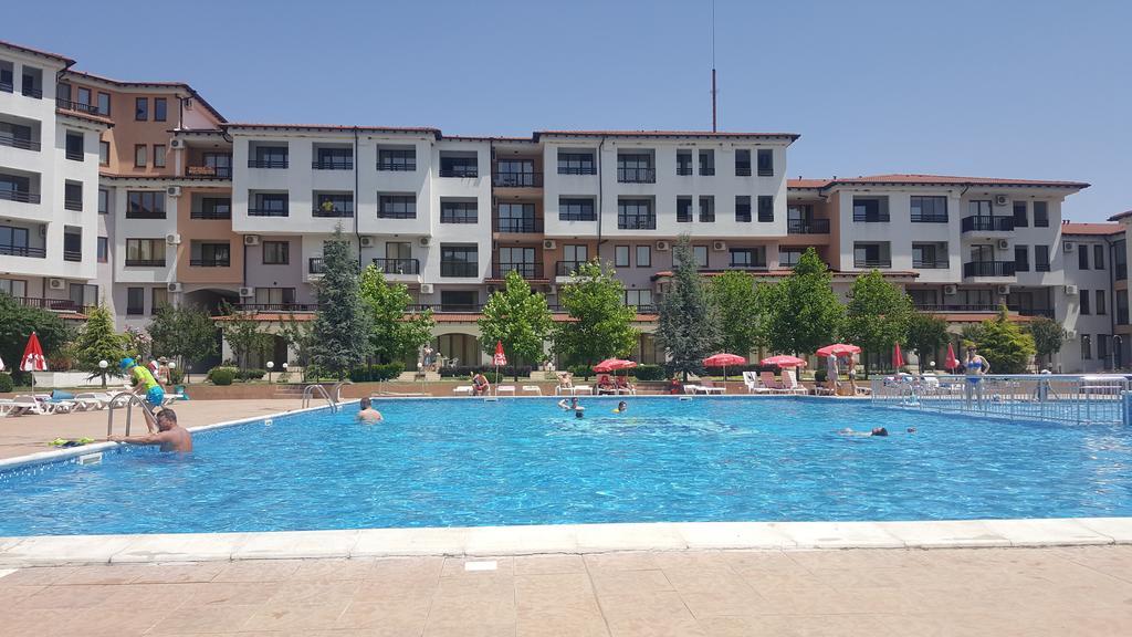 Harmony Hills Kolevi Apartments Rogachevo Esterno foto