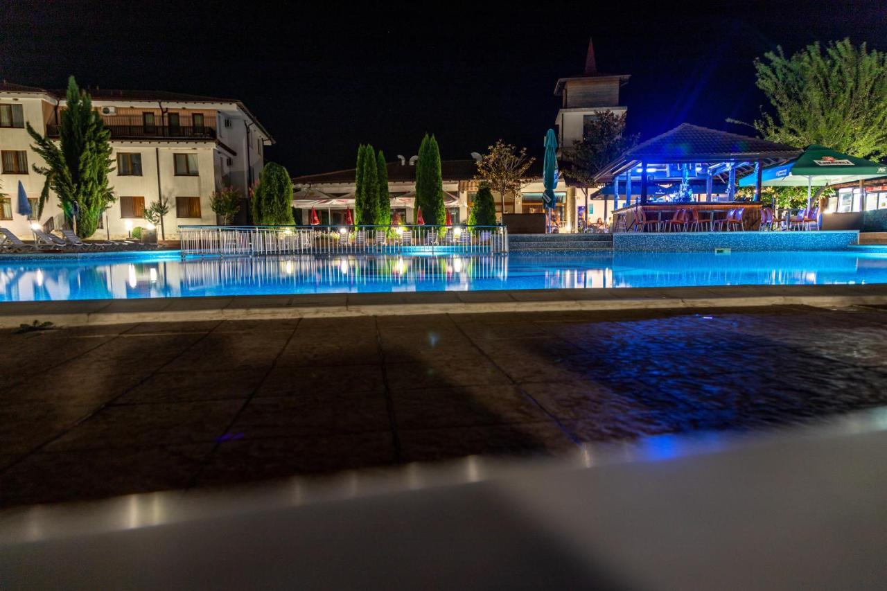 Harmony Hills Kolevi Apartments Rogachevo Esterno foto