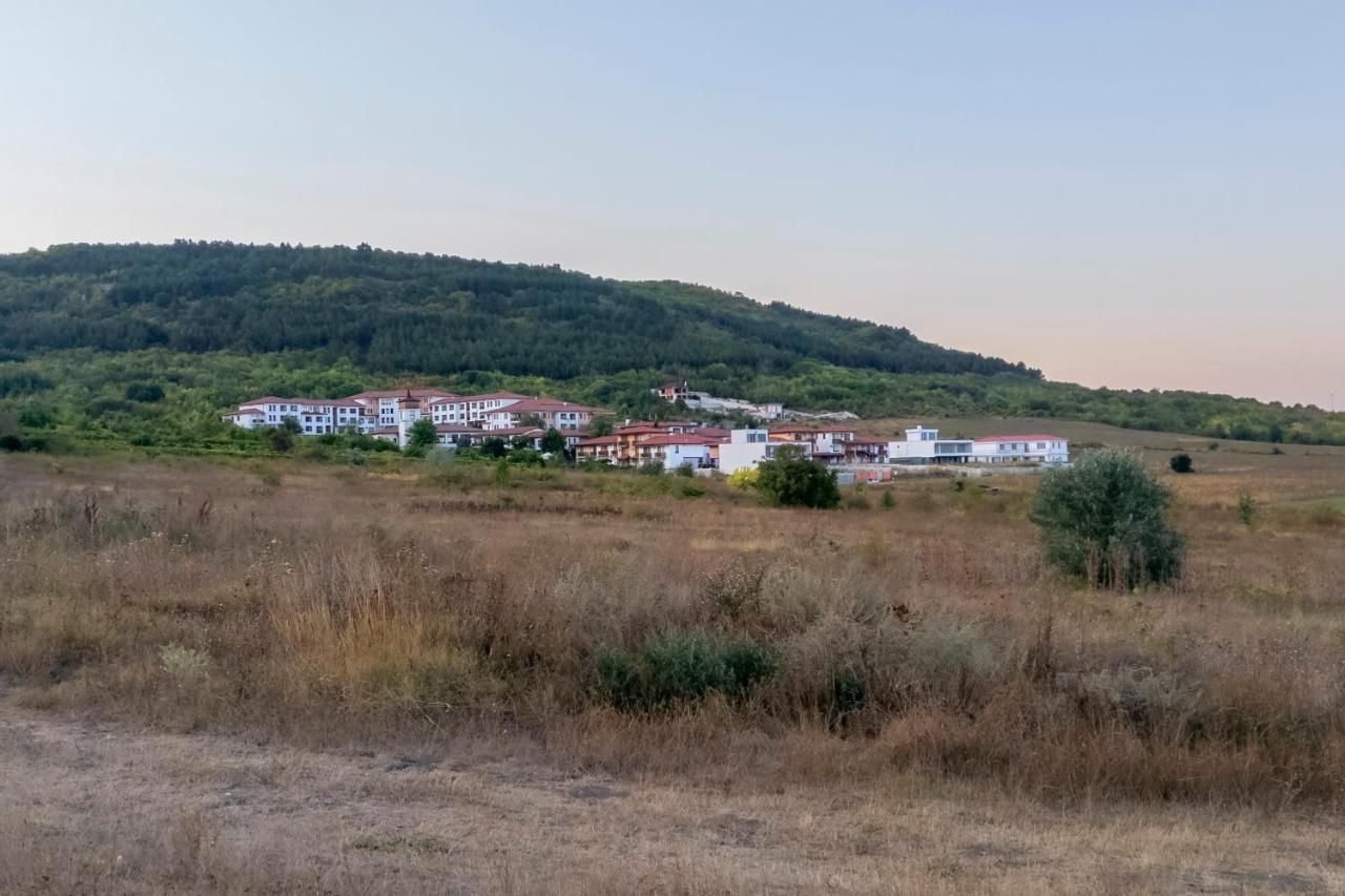 Harmony Hills Kolevi Apartments Rogachevo Esterno foto